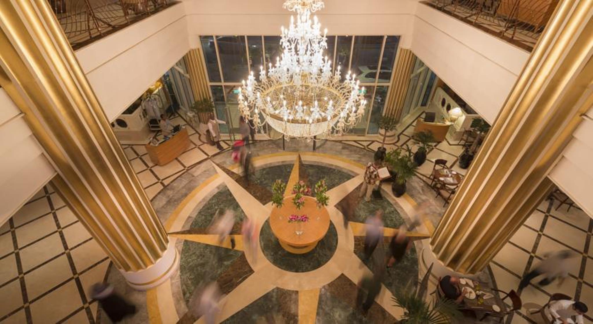 โรงแรมคอร์นิช อาบูดาบี ภายนอก รูปภาพ Lobby