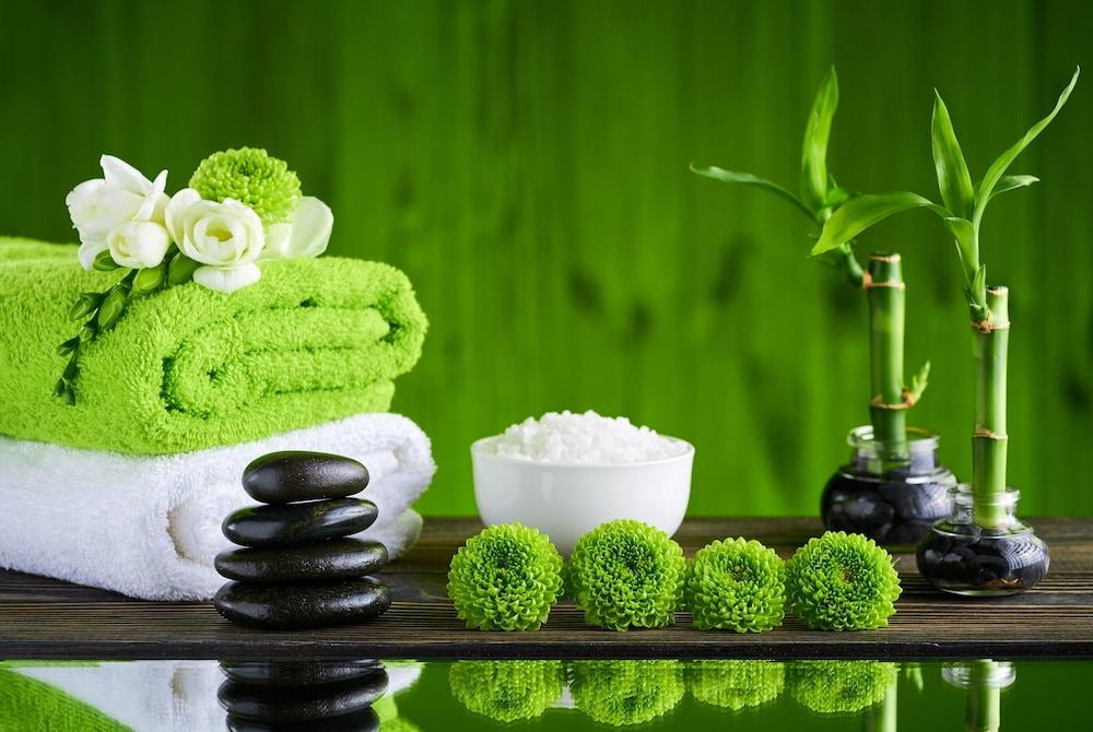 โรงแรมคอร์นิช อาบูดาบี ภายนอก รูปภาพ Spa