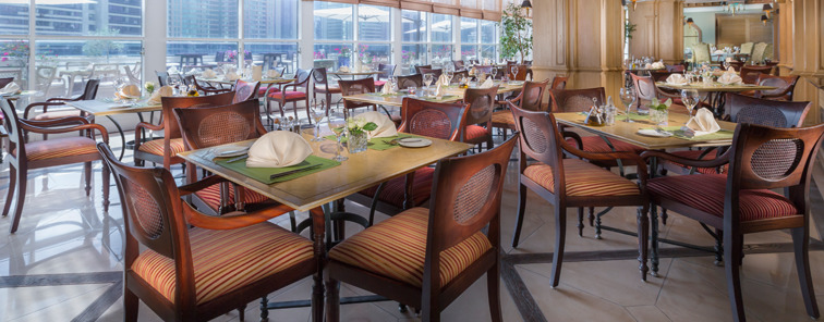 โรงแรมคอร์นิช อาบูดาบี ภายนอก รูปภาพ The restaurant