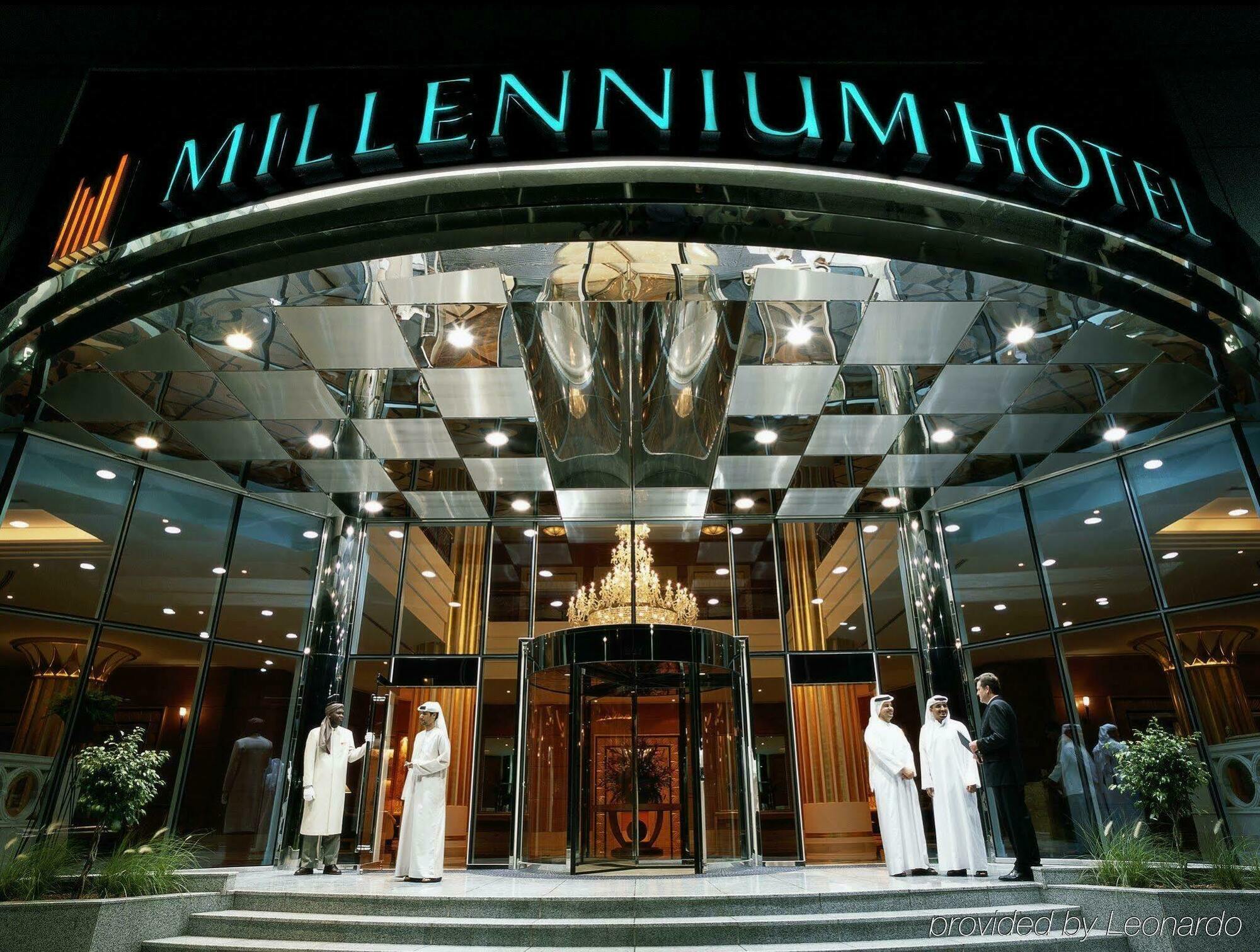 โรงแรมคอร์นิช อาบูดาบี ภายนอก รูปภาพ Millennium Hotel in Abu Dhabi